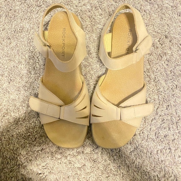ROCKPORT Leather walking sandals with ankle strap, tan color, rubber sole - Picture 1 of 5